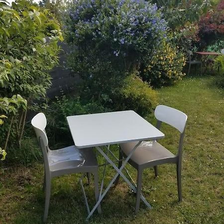 Petit Logement Sur Jardin Lägenhet Saint-Herblain Exteriör bild