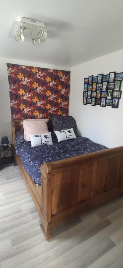 Petit Logement Sur Jardin Lägenhet Saint-Herblain Exteriör bild