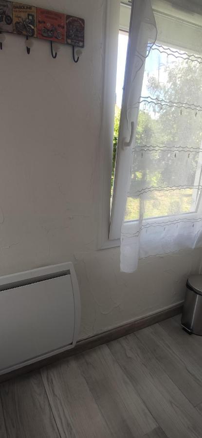 Petit Logement Sur Jardin Lägenhet Saint-Herblain Exteriör bild